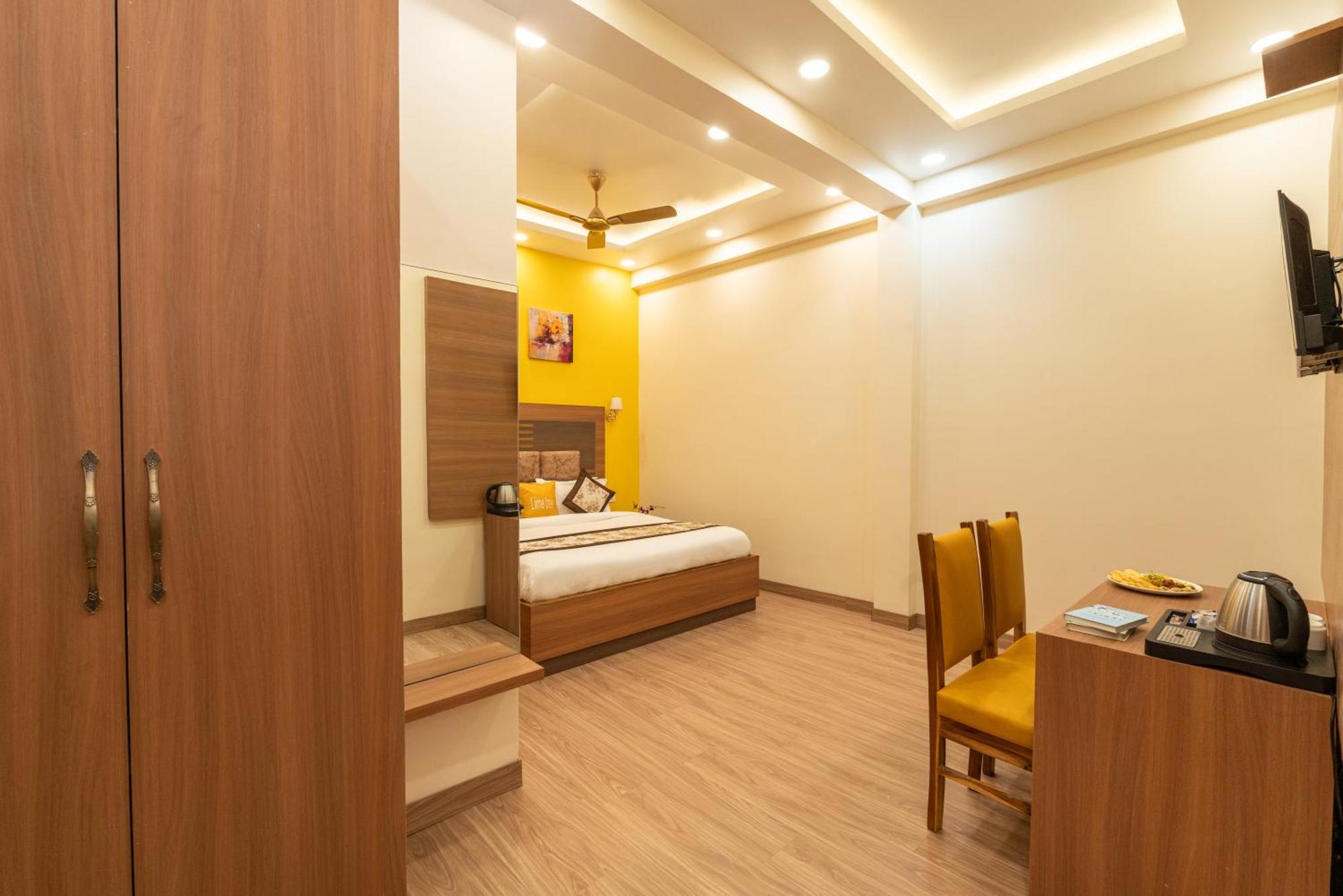 Lime Tree Hotel & One Bhk Serviced Apartment Noida - Sector 50 Metro Eksteriør billede