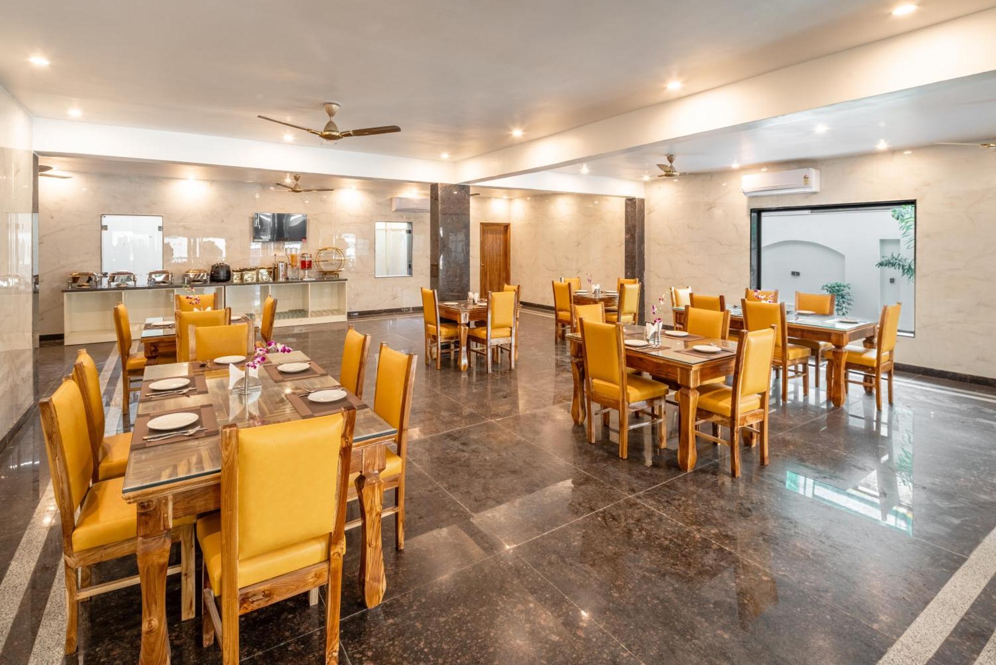 Lime Tree Hotel & One Bhk Serviced Apartment Noida - Sector 50 Metro Eksteriør billede